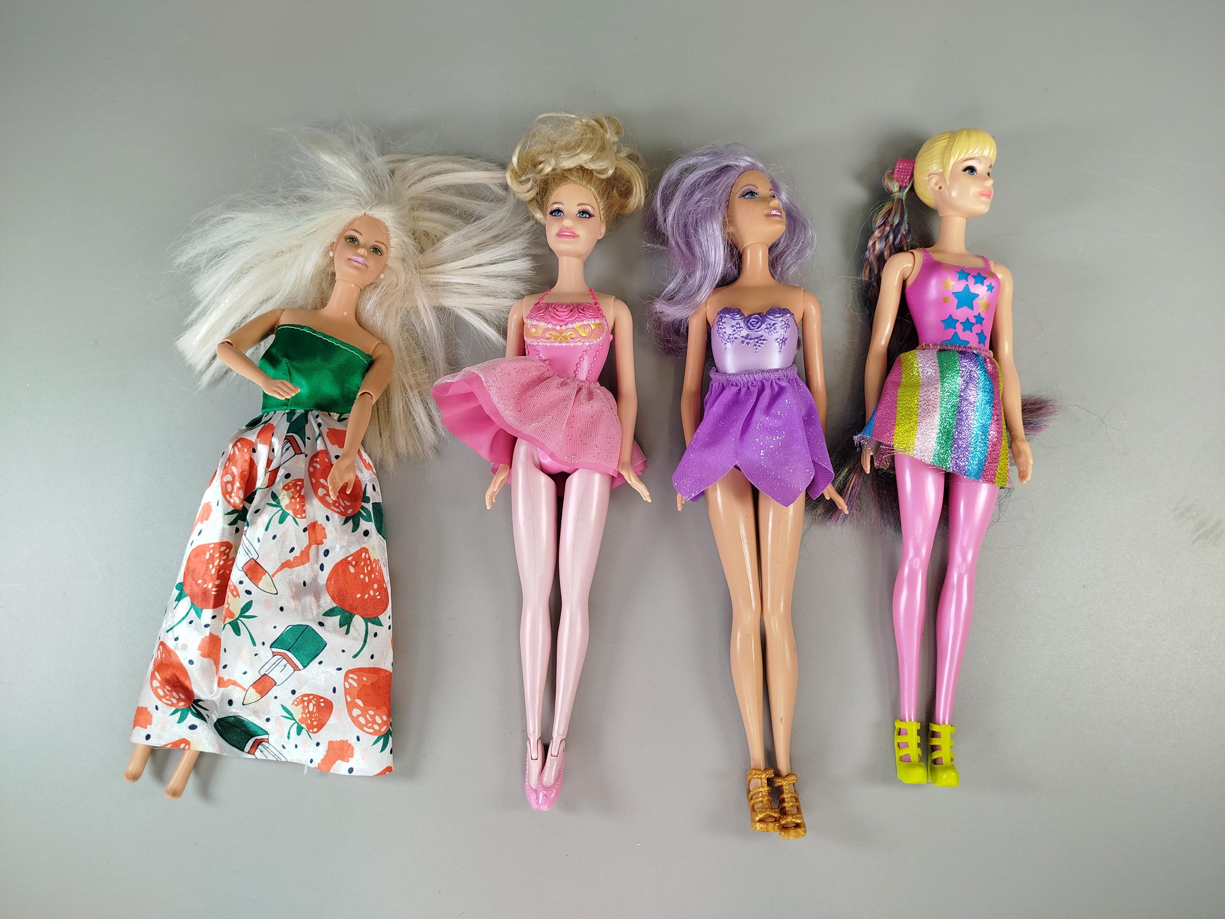 Mattel Modepuppen mit Accessoires - Set von 4